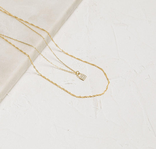 Dainty Twisted Gold Necklace