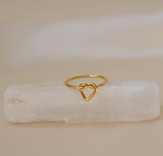 Personalized Gold Heart Knot Midi Ring