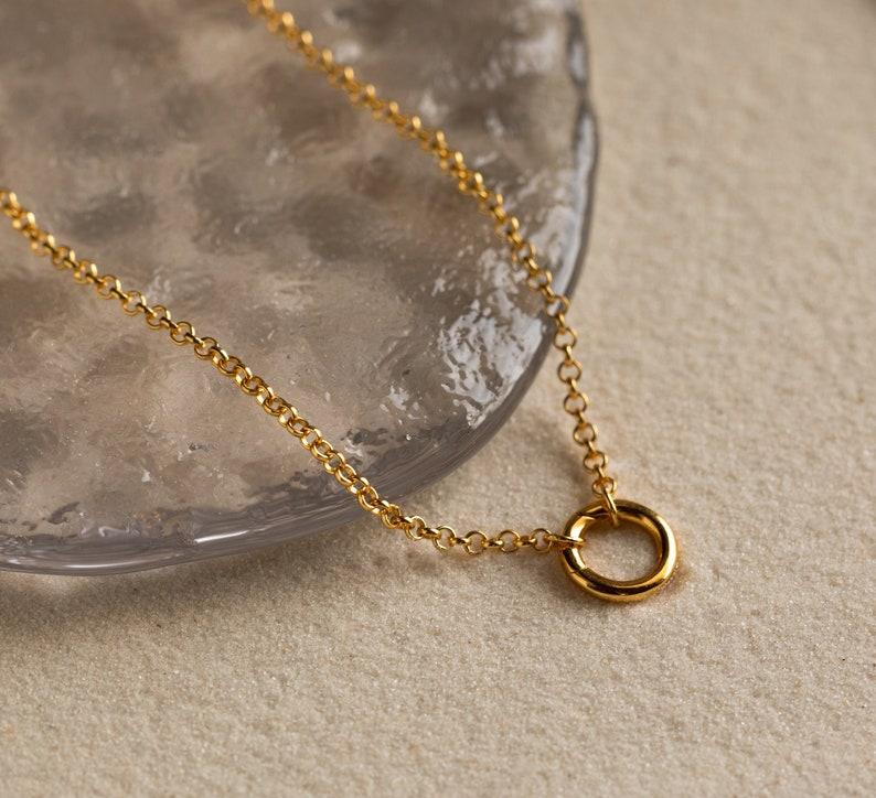 Simple Gold Circle Necklace with Rolo Chain