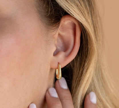 Gold Ribbed Hoop Earrings