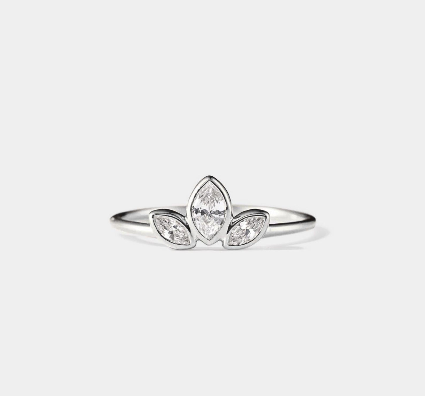 Gold Three Leaf Clover Ring in Silver