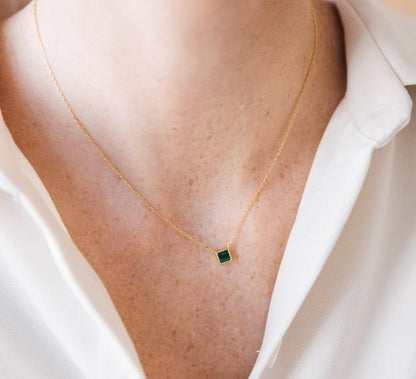 Dainty Gold Malachite Necklace