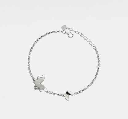 Dainty Gold Butterfly Charm Bracelet