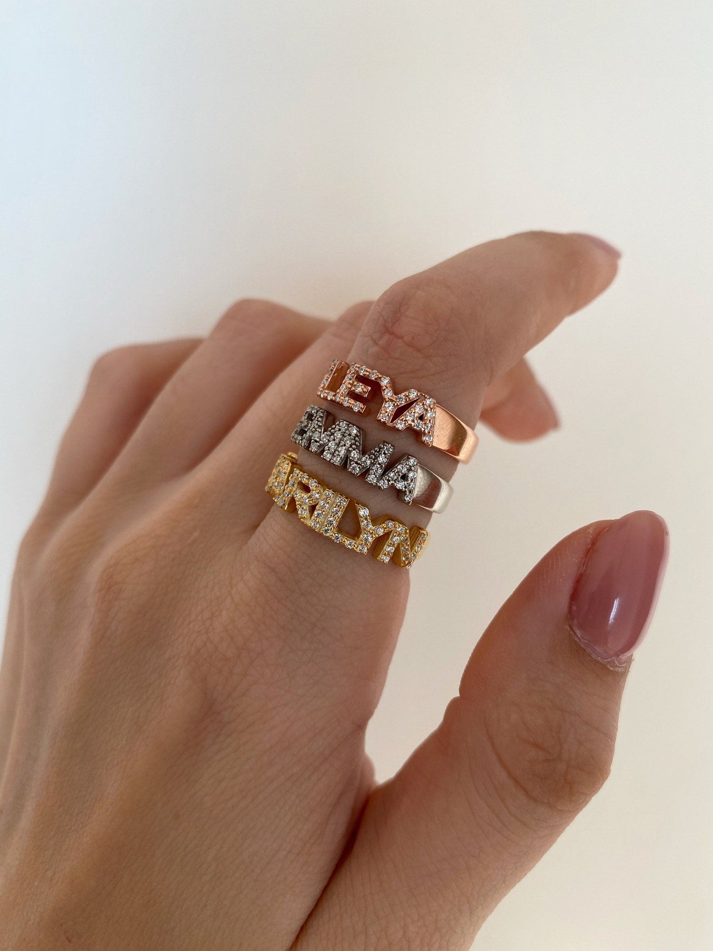 Personalized Diamond Name Ring in 14k Gold